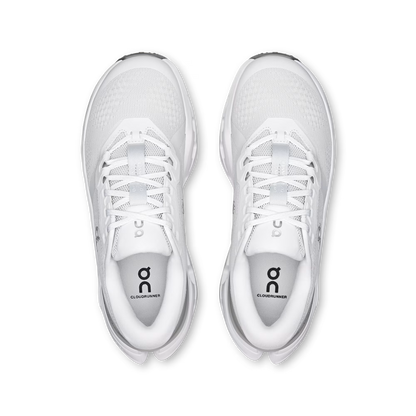 On Women's Cloudrunner 3